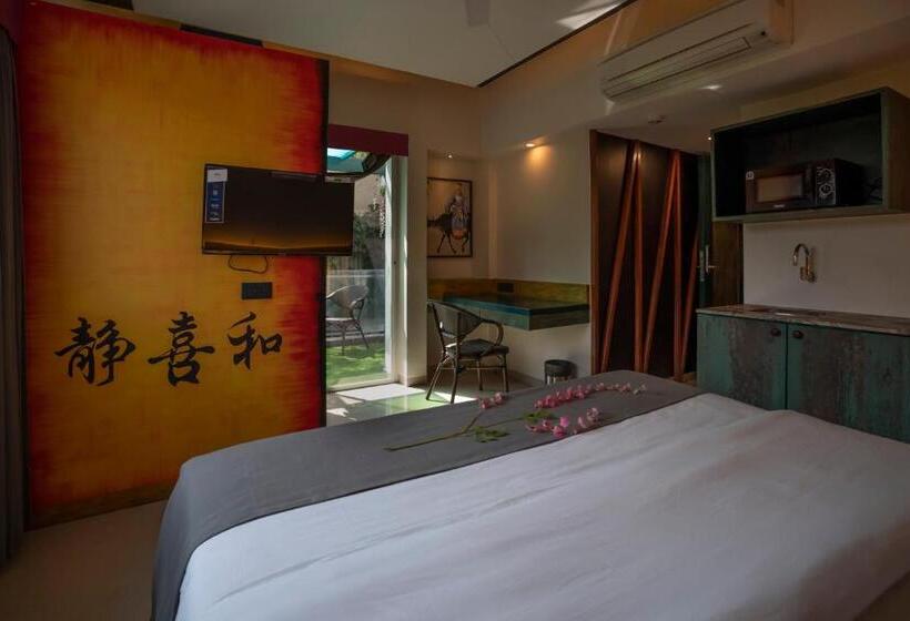 Quarto Deluxe com Sacada, Ra Residence   Agarwal Group Of Hotels