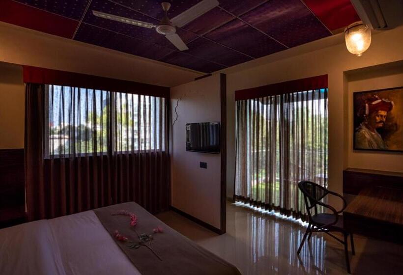 Quarto Deluxe com Sacada, Ra Residence   Agarwal Group Of Hotels