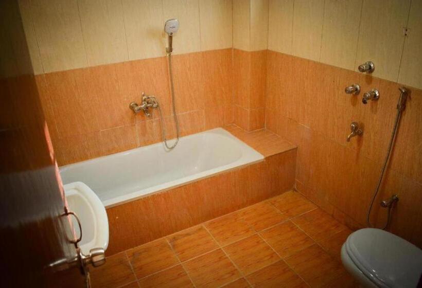 اتاق لوکس, The Alina Hotel & Suites