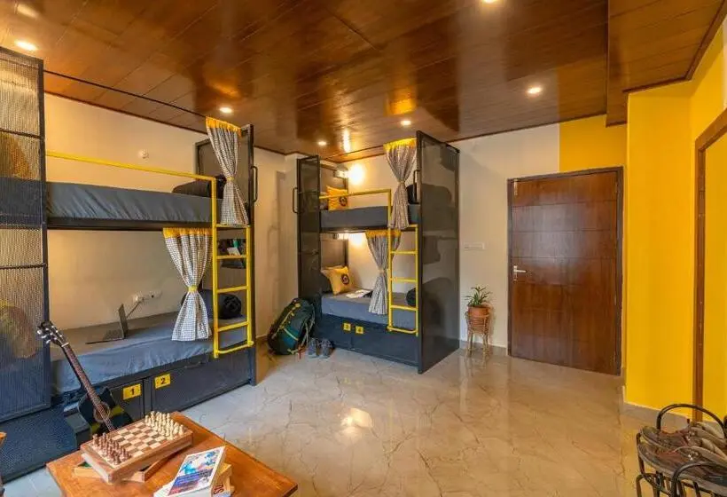 ルームシェアのワンベッド, The Hosteller Kasol, Parvati Valley