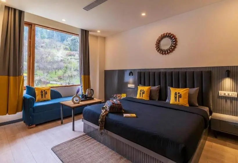 スーペリアールーム, The Hosteller Kasol, Parvati Valley