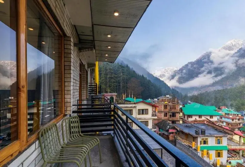バルコニー付きスーペリアルーム, The Hosteller Kasol, Parvati Valley