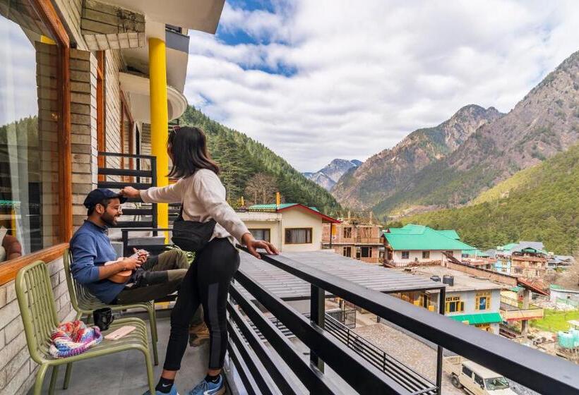 اتاق سوپریور با بالکن, The Hosteller Kasol, Parvati Valley