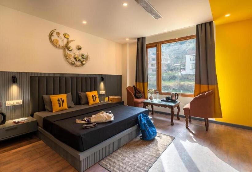 Номер Премиум, The Hosteller Kasol, Parvati Valley