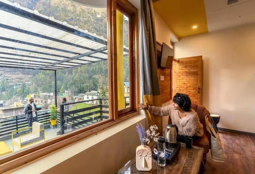 テラス付きデラックスルーム, The Hosteller Kasol, Parvati Valley