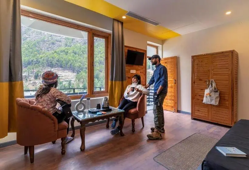 テラス付きデラックスルーム, The Hosteller Kasol, Parvati Valley