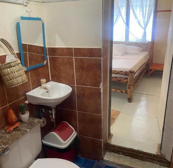 اتاق استاندارد با بالکن و چشمانداز دریا, Borbon S Treehouse By The Sea