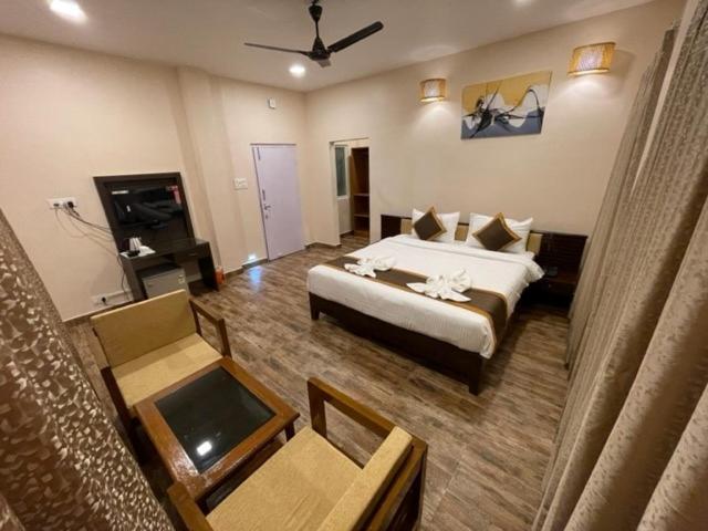 バルコニー付きスタンダードルーム, Jaldapara Forest Tourist Lodge Jftl