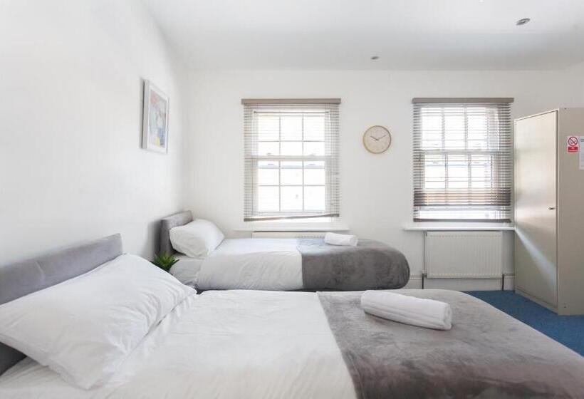 Standard Kolmen Hengen Huone Jaettu kylpyhuone, Studio9 Rooms   Next To Emirates Stadium   Budget Rooms With Shared Bathroom