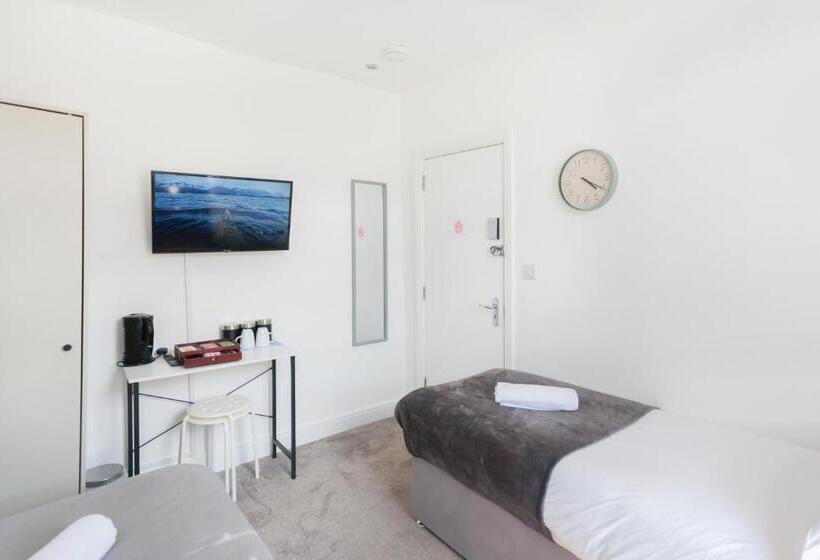 Standard-huone Jaettu Kylpyhuone, Studio9 Rooms   Next To Emirates Stadium   Budget Rooms With Shared Bathroom