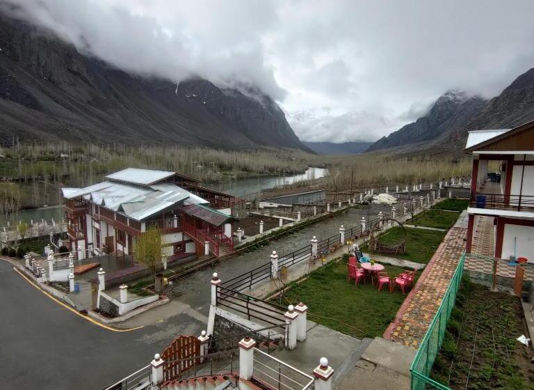 Дом 4 Спальни, Ashuna Hotel & Resort