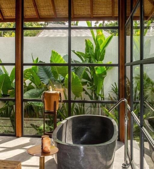 סוויטה עם מרפסת, East Bali Volcano View Resort & Spa   Adults Only Area