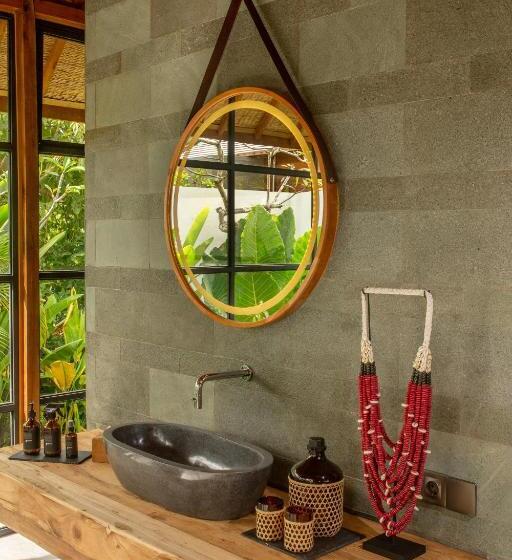 סוויטה עם מרפסת, East Bali Volcano View Resort & Spa   Adults Only Area