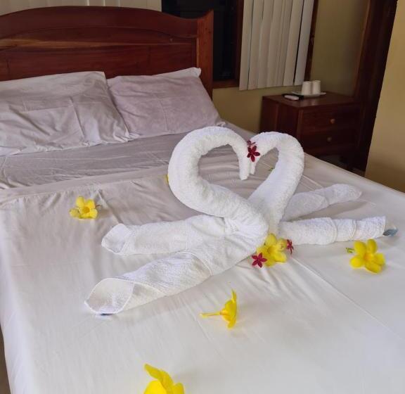 اتاق استاندارد, La Familia Guest House