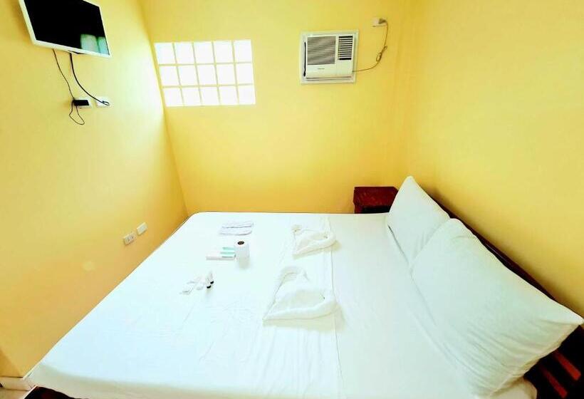 اتاق لوکس, La Familia Guest House