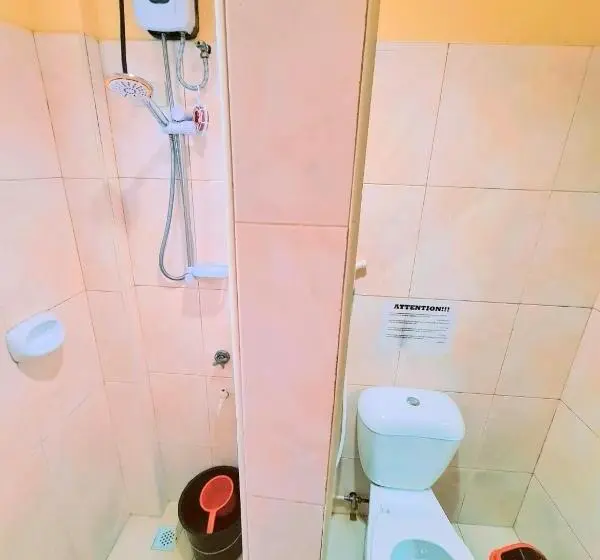 اتاق لوکس خانوادگی, La Familia Guest House