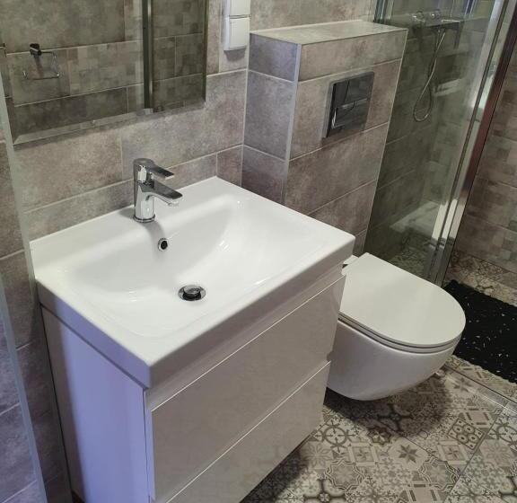 غرفة قياسية رباعية مزودة بشُرفة, Przy Tartaku