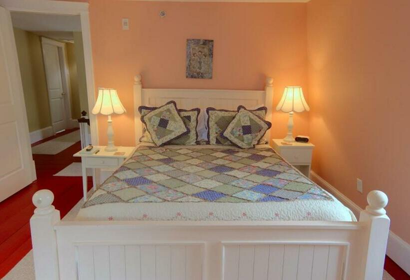 디럭스 스위트, Ballard House Inn