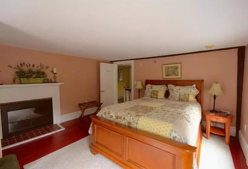 デラックスルーム, Ballard House Inn