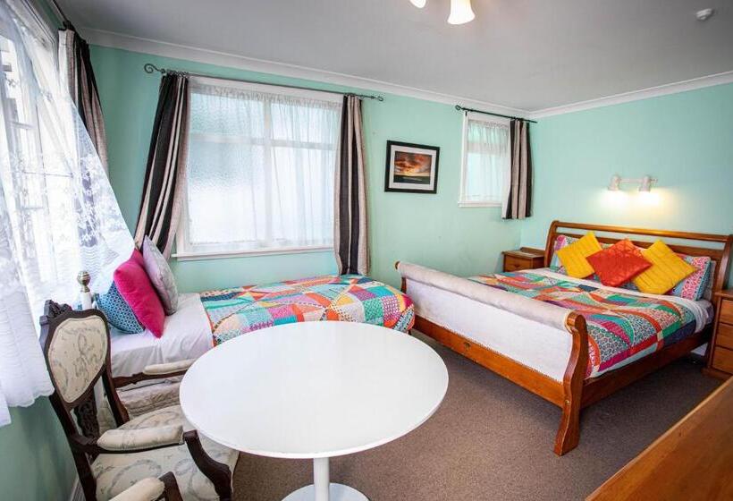 Номер Стандарт Трехместный, Richmond Guest House