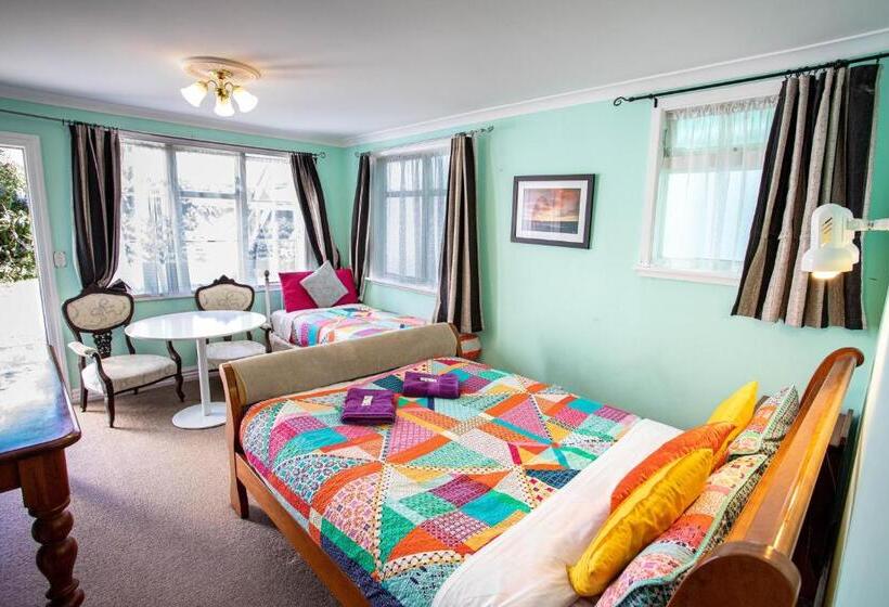 Номер Стандарт Трехместный, Richmond Guest House