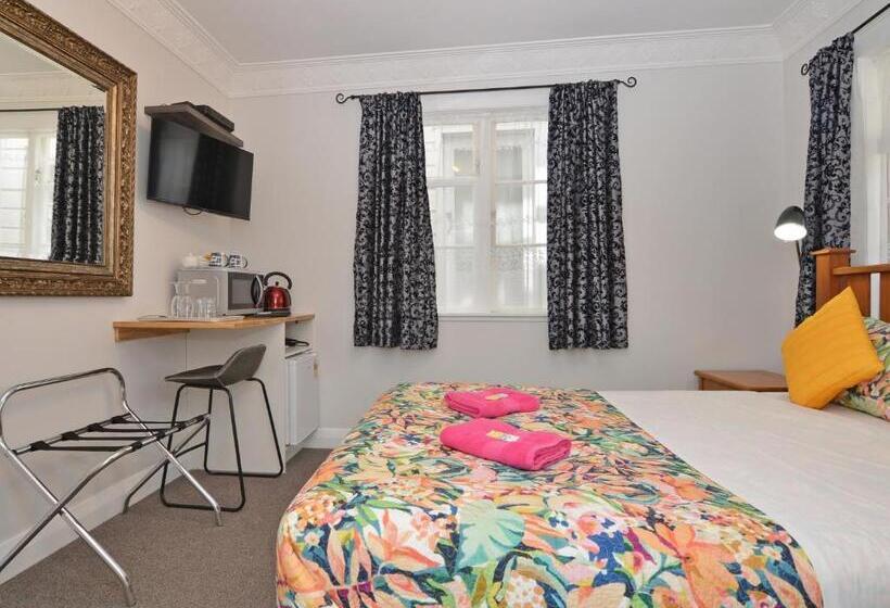 Люкс Повышенной Комфортности, Richmond Guest House