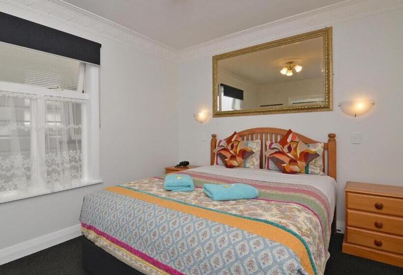 Люкс Повышенной Комфортности, Richmond Guest House