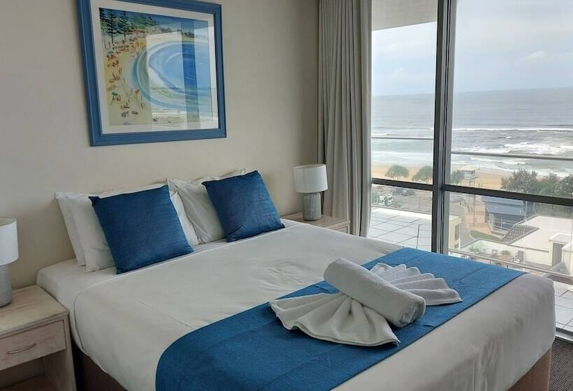 Superior 2-bedroom flat with sea view, Catalina Resort