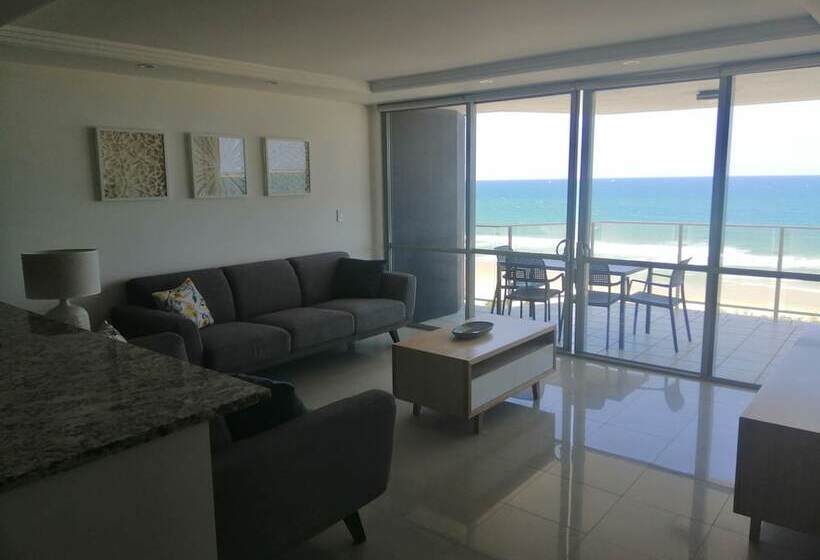Superior 2-bedroom flat with sea view, Catalina Resort