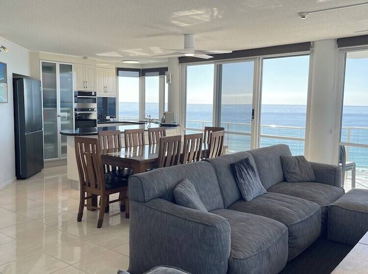 דירת פרמיום 3 חדרי שינה, Catalina Resort