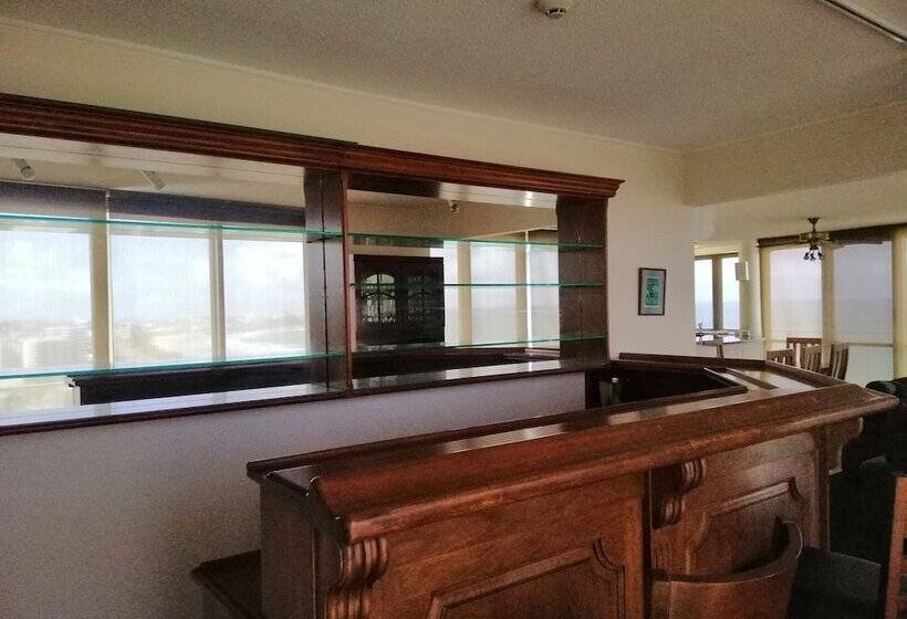 דירת פרמיום 3 חדרי שינה, Catalina Resort