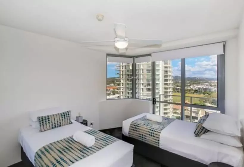 Superior 3-bedroom flat with sea view, Catalina Resort