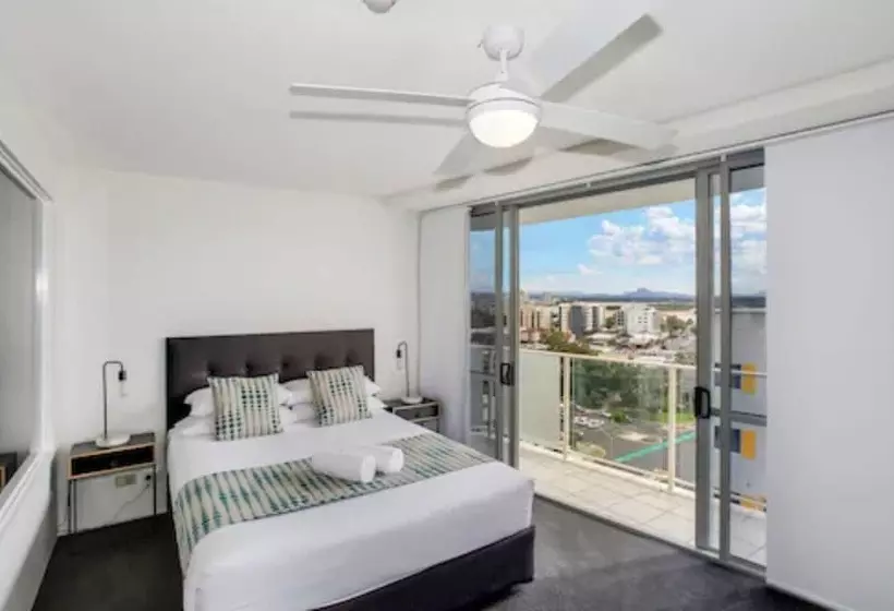 Superior 3-bedroom flat with sea view, Catalina Resort
