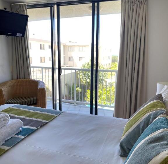 דירת 2 חדרי שינה עם נוף לגינה, Catalina Resort