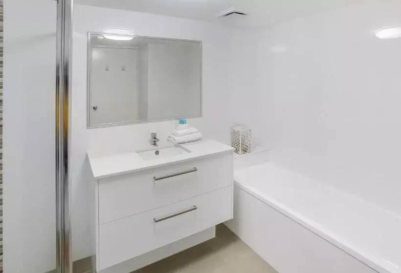 Superior 2-bedroom flat with sea view, Catalina Resort