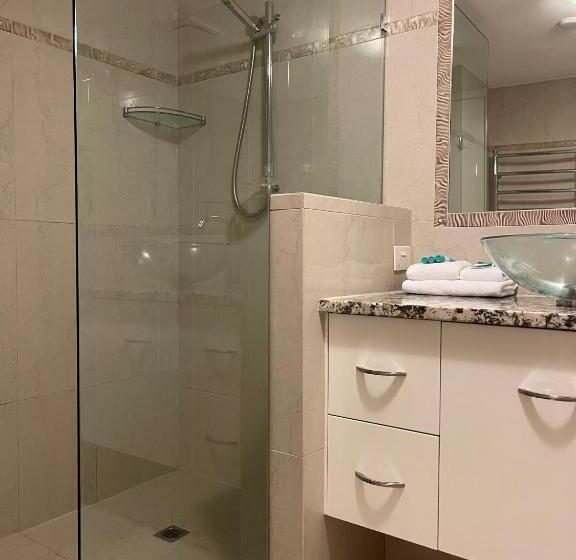 Superior 2-bedroom flat with sea view, Catalina Resort