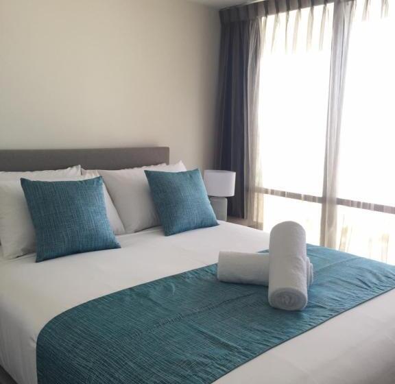 Superior 2-bedroom flat with sea view, Catalina Resort