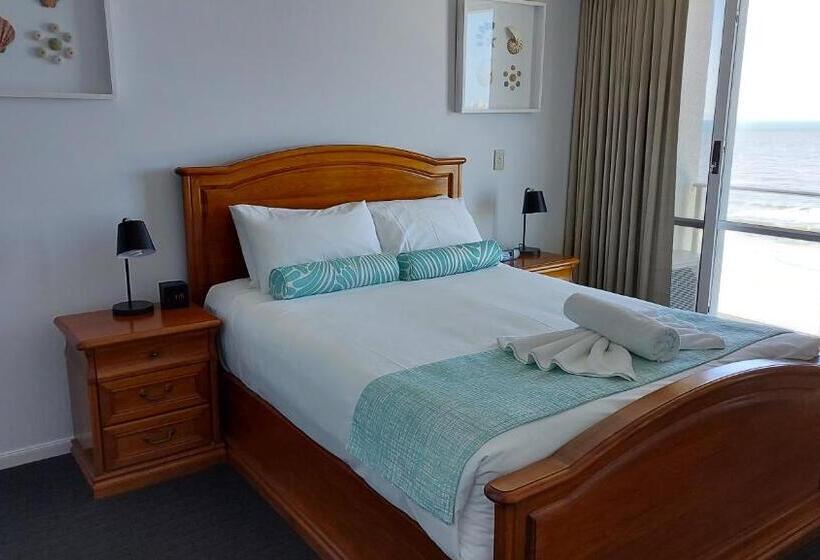 דירת פרמיום 3 חדרי שינה, Catalina Resort