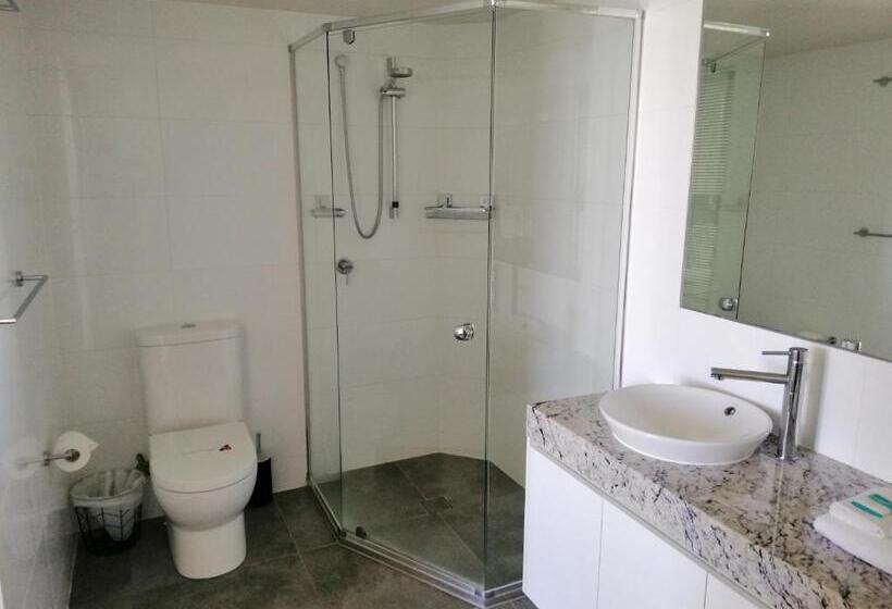 Superior 3-bedroom flat with sea view, Catalina Resort