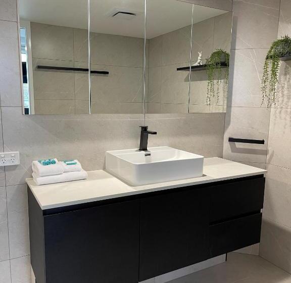 Superior 3-bedroom flat with sea view, Catalina Resort