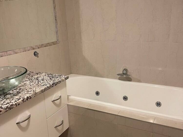 Superior 2-bedroom flat with sea view, Catalina Resort