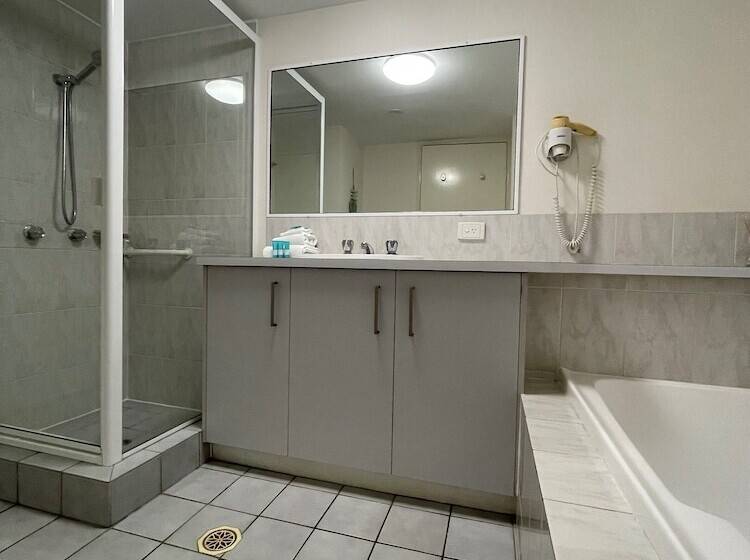 דירת 2 חדרי שינה עם נוף לגינה, Catalina Resort