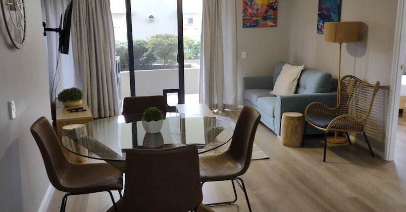 דירת 2 חדרי שינה עם נוף לגינה, Catalina Resort