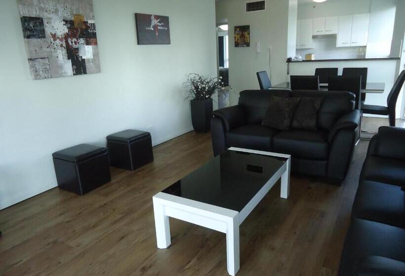 Апартаменты 2 Спальни, The Crest Apartments