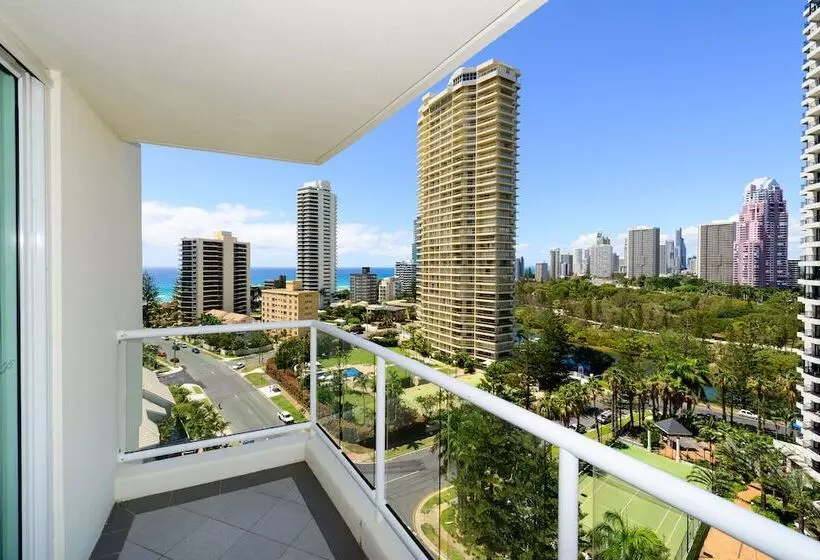 １ベッドルームアパートメント, The Crest Apartments