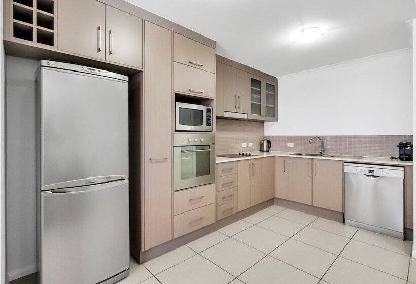 1ベッドルームアパートメント, Elysium Apartments