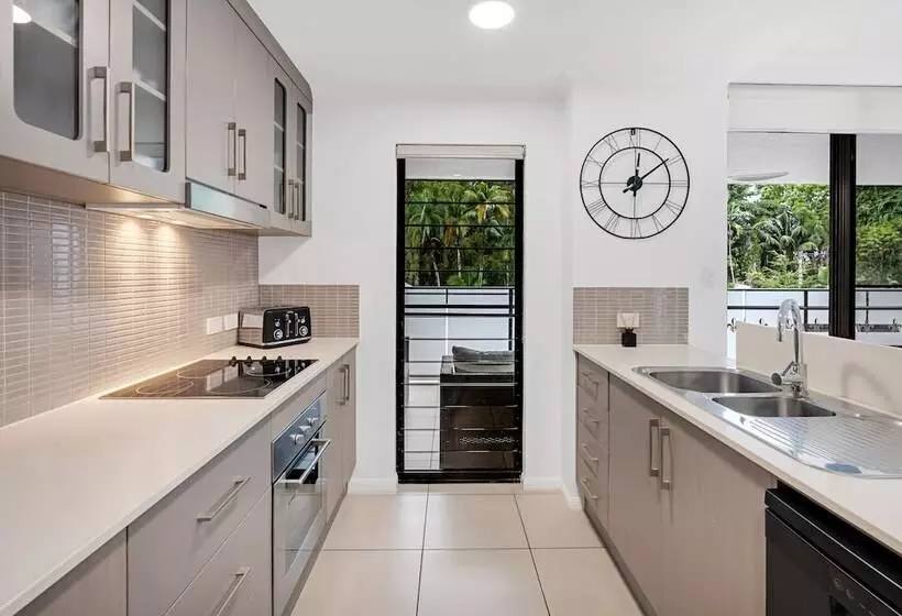３ベッドルームアパートメント, Elysium Apartments