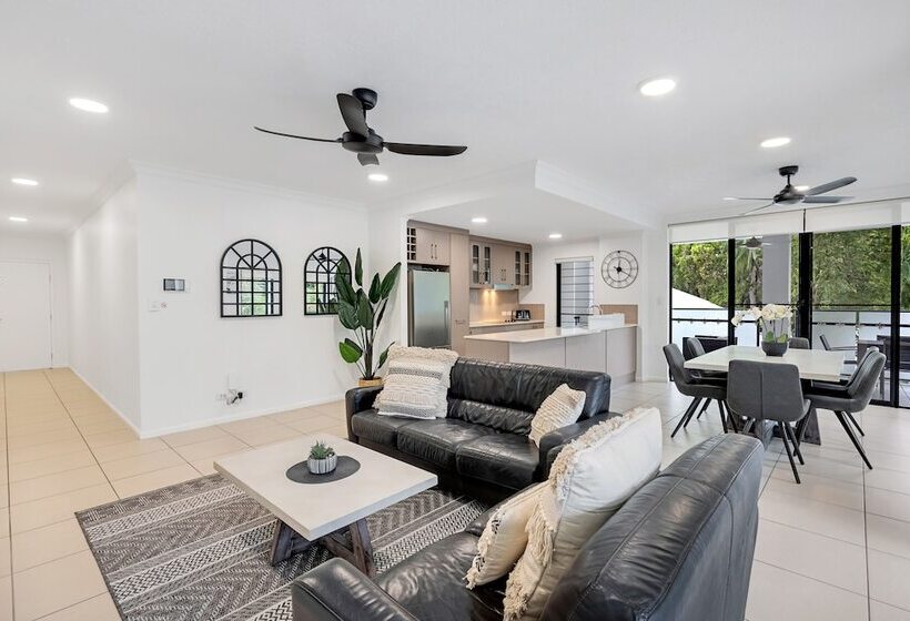 3ベッドルームアパートメント, Elysium Apartments