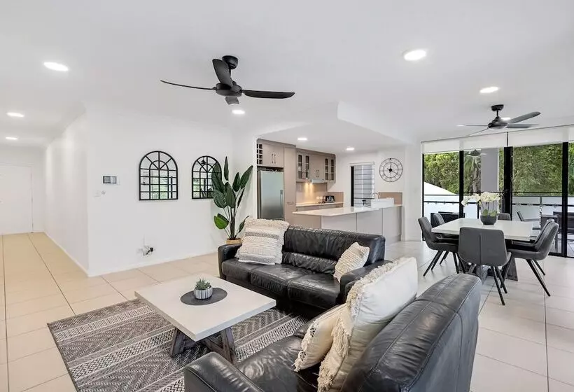 ３ベッドルームアパートメント, Elysium Apartments