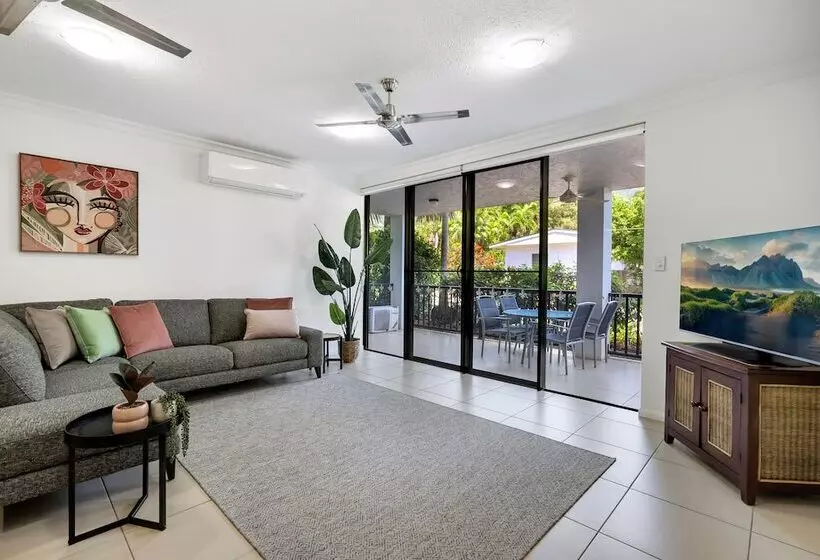 ２ベッドルームアパートメント, Elysium Apartments
